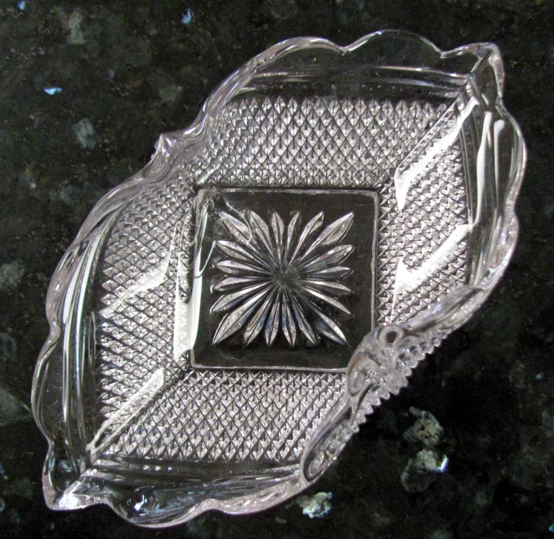 18981901 Scarce Fostoria HARTFORD 501 Glass Olive Nappy Dish 2 Sides Up